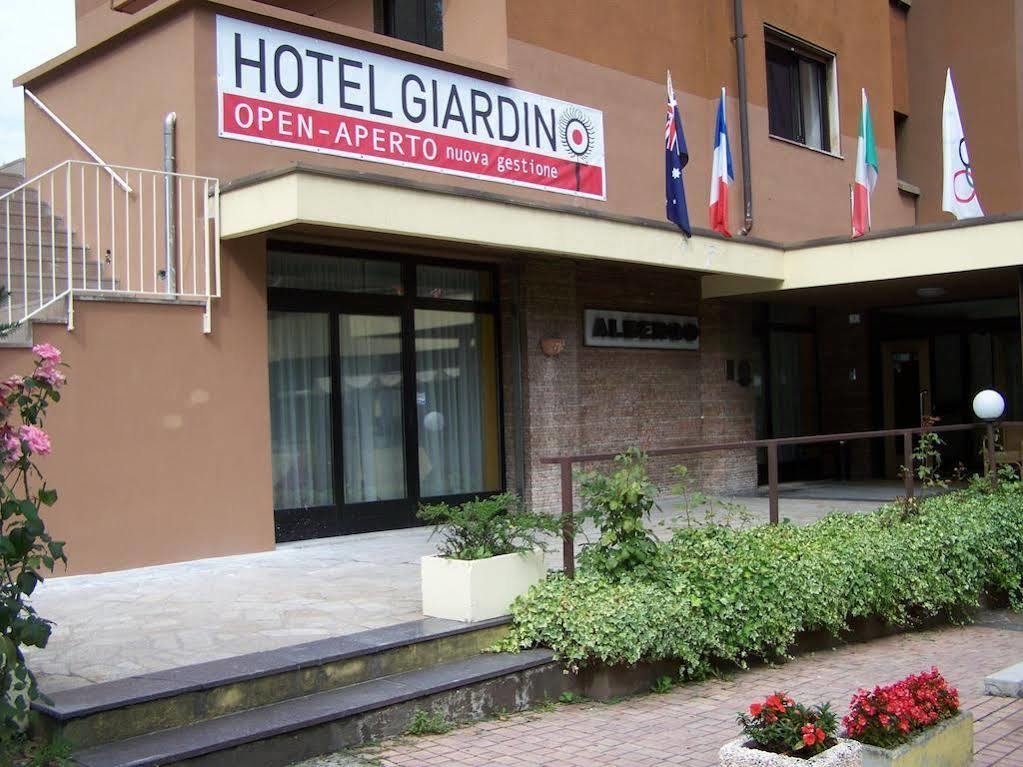 Hotel Giardino Breno Exterior foto